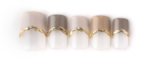 gold accessory (中西 優奈) | ネイルサロンtricia（トリシア）銀座店