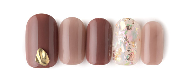 opal(小松 奈美) | ネイルサロンtricia（トリシア）表参道店