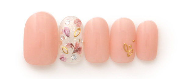 SpringFlower(星野 樹美) | ネイルサロンtricia（トリシア）表参道店