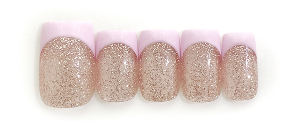 Sakura French(西村　亜耶) | ネイルサロンtricia（トリシア）銀座店