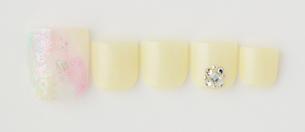 summer shell(星野 樹美) | ネイルサロンtricia（トリシア）表参道店